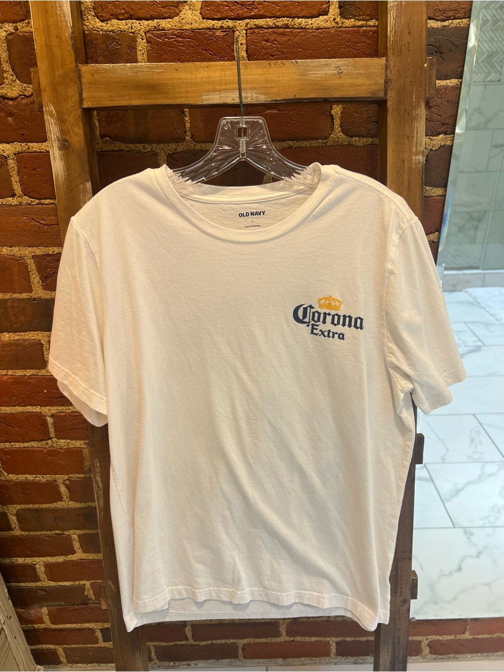 Old Navy Tee